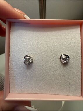 Amor Silver Crystal Knot Stud Earrings - Clear